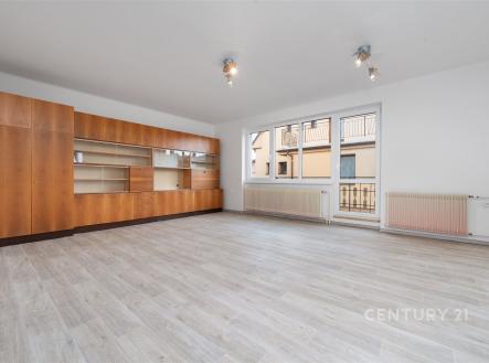 Pronájem bytu, 3+1, 85 m²