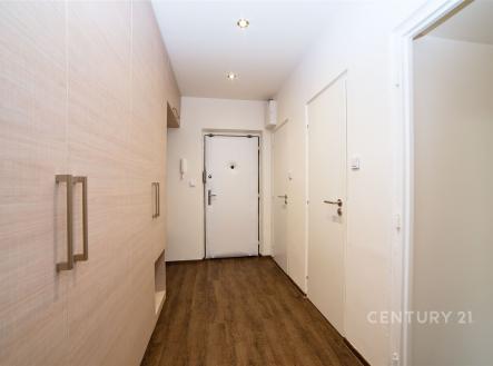 Pronájem bytu, 2+1, 57 m²