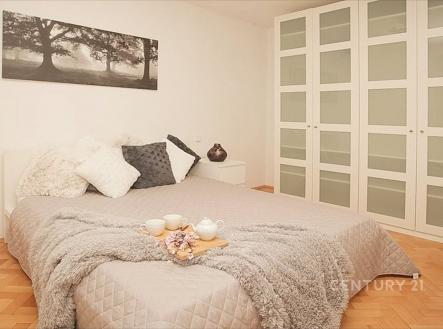 Pronájem bytu, 3+1, 62 m²