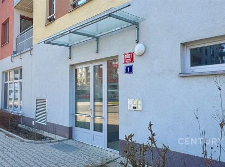 Pronájem bytu, 3+kk, 76 m²