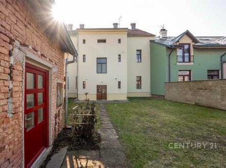 Prodej nájemního domu, 455 m²