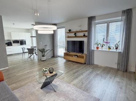 Pronájem bytu, 2+kk, 74 m²