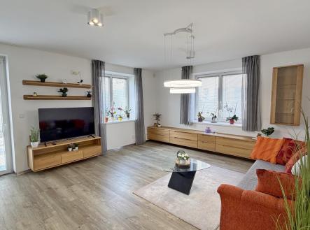Pronájem bytu, 2+kk, 74 m²
