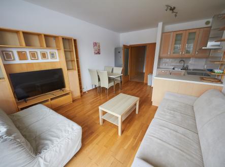 Pronájem bytu, 2+kk, 57 m²