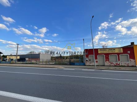 Prodej - obchodní prostor, 122 m²