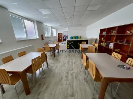 Prodej hotel, 1 500 m²