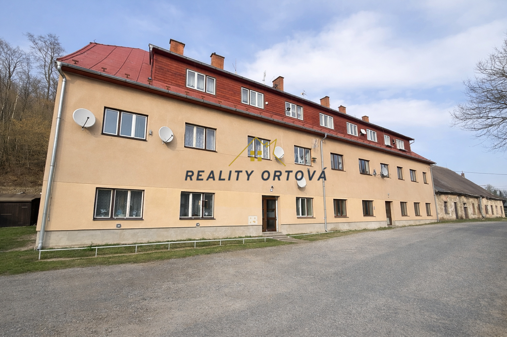Dům