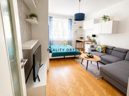 Pronájem bytu, 2+1, 52 m²