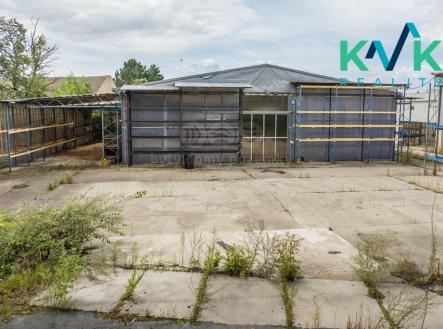 Pronájem skladovací prostor, 1 001 m²