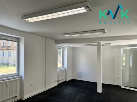 Pronájem obchodní prostory, 36 m² obrázek