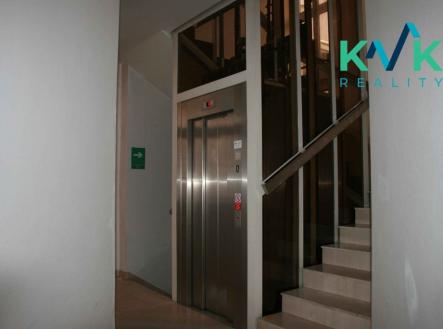 Pronájem kanceláře, 34 m²