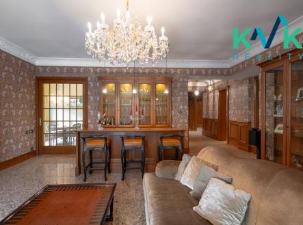 Prodej bytu, 6+1, 272 m²