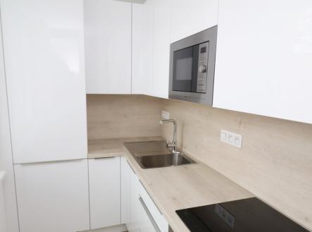 Pronájem bytu, 3+1, 67 m²