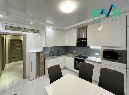 Pronájem bytu, 3+1, 81 m²