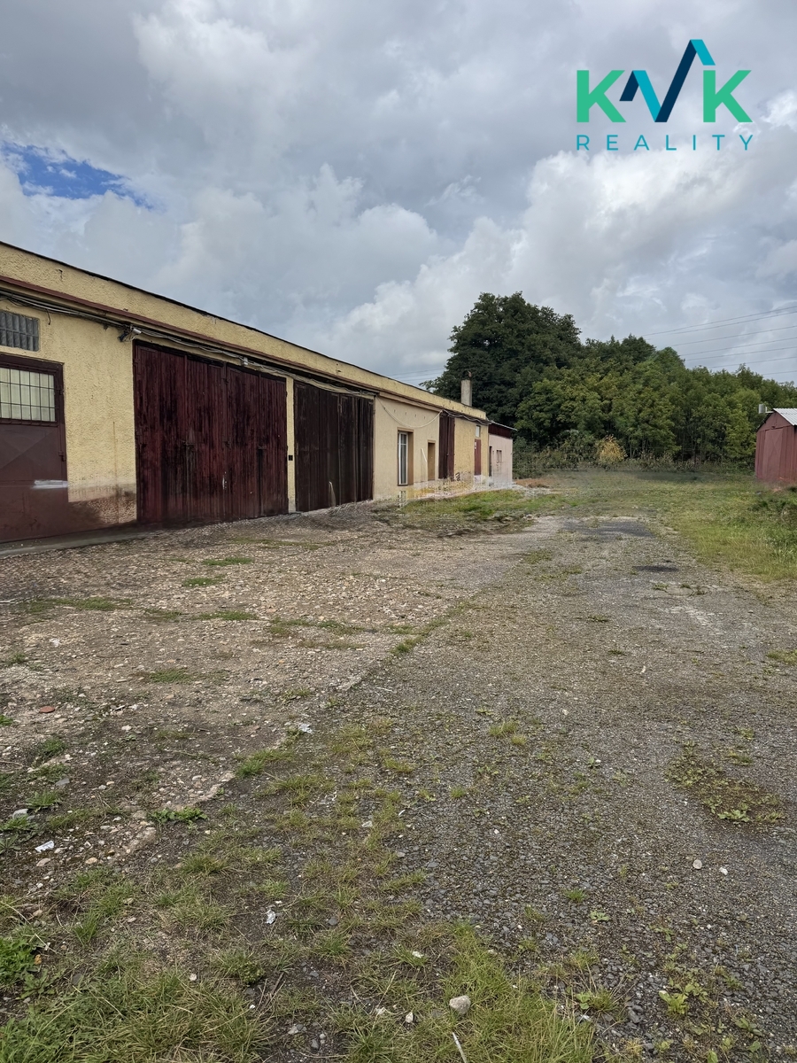 Garáže pohled zepředeu