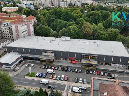 Pronájem skladovací prostor, 100 m²