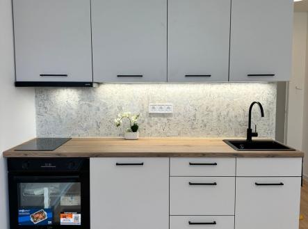 Prodej bytu, 1+kk, 19 m² obrázek