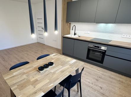 Prodej bytu, 3+kk, 66 m²