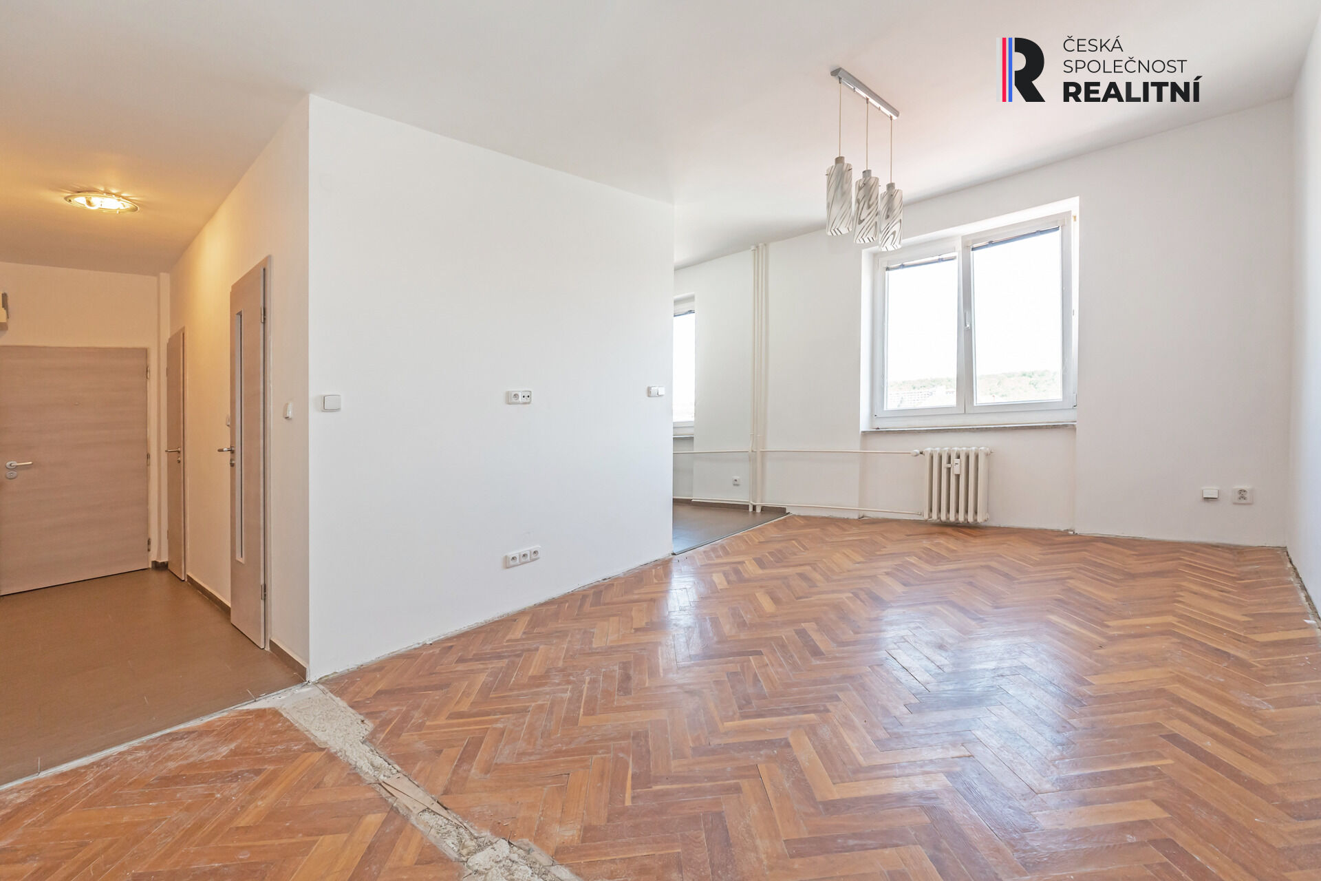 Prodej bytu 3+1 v 3.patře s balkonem a sklepem na ulici Bolzanova