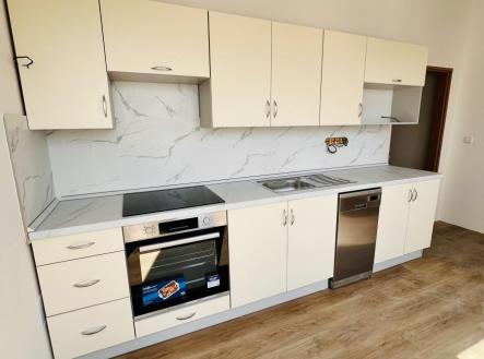 Pronájem bytu, 3+kk, 73 m²