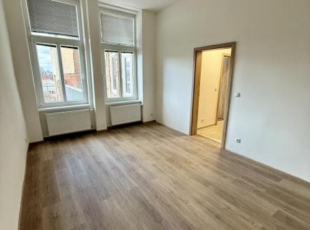 Pronájem bytu, 2+kk, 44 m²