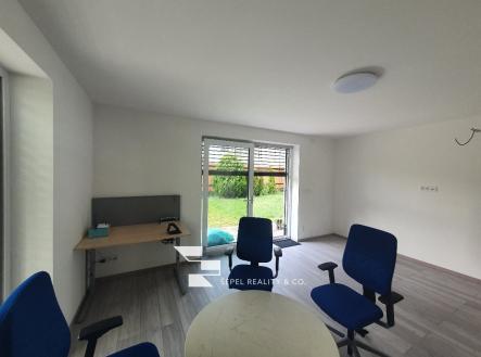 Pronájem domu/vily, 180 m²