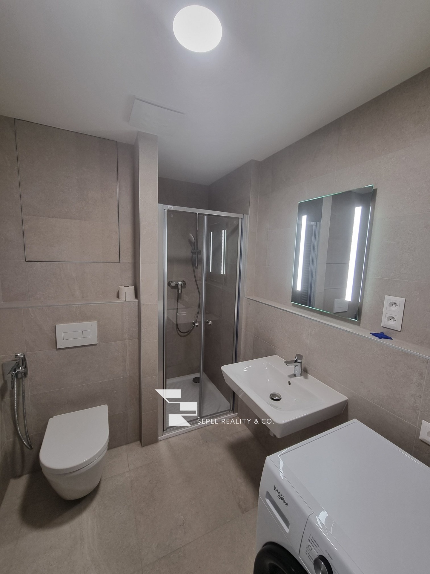 20251209_125457_resized