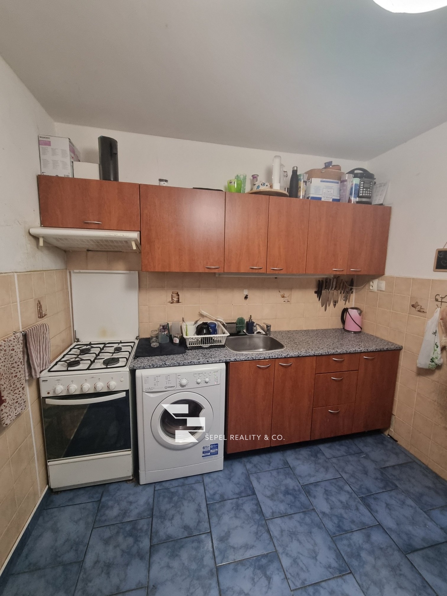 20251218_100255_resized