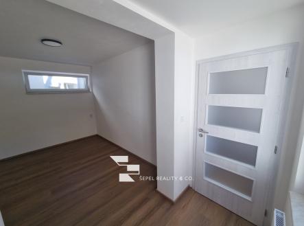 Pronájem bytu, 1+1, 32 m²