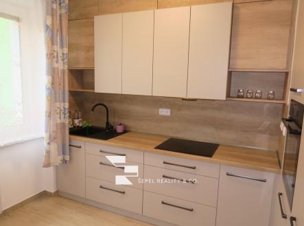 Pronájem bytu, 2+1, 56 m²
