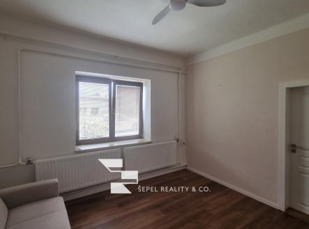 Pronájem bytu, 2+1, 61 m²