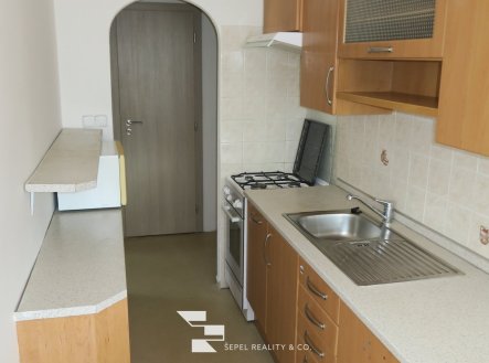 Pronájem částečně zařízeného bytu 2+1 52 m² s balkonem, Brno - Kohoutovice