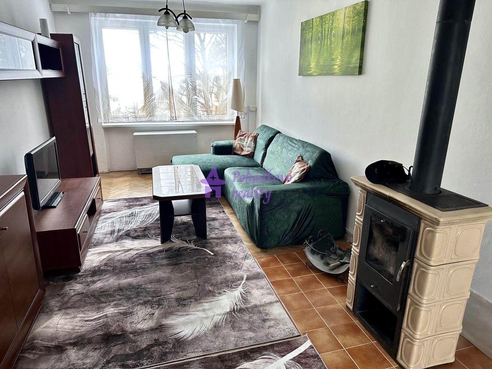 Pronájem bytu 2+1, Huzová