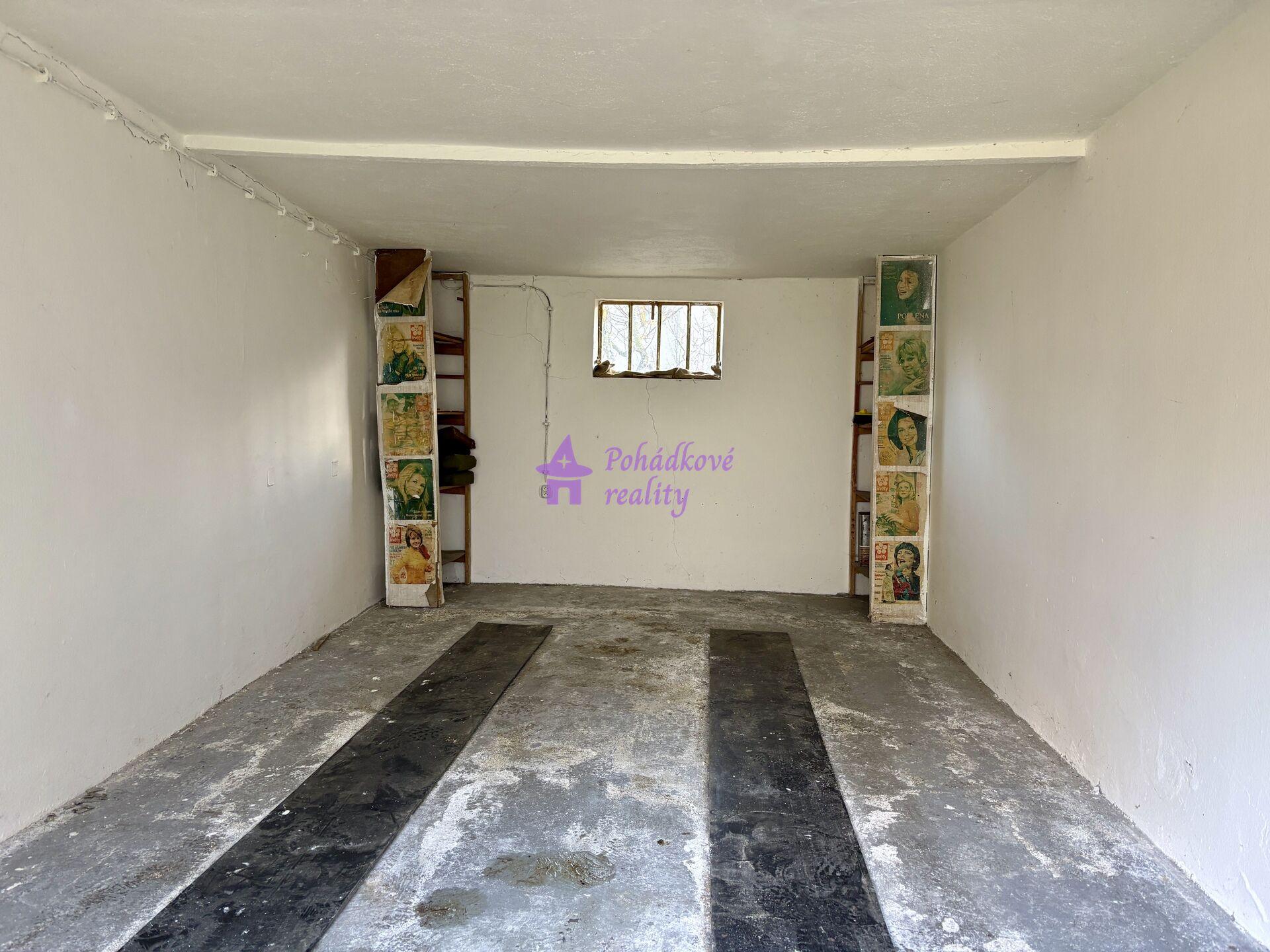 Pronájem garáže, Olomouci - Chválkovice