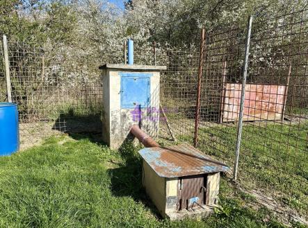 Pronájem pozemku, zahrada, 1 636 m²