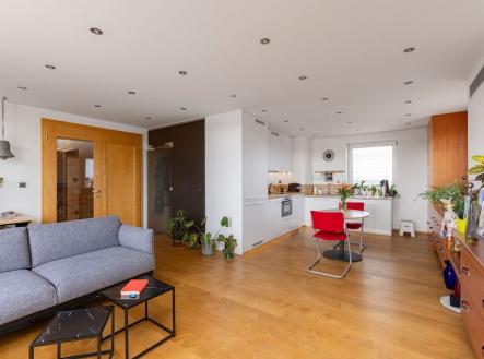 Pronájem bytu, 2+kk, 63 m²