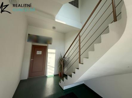 Prodej výrobní prostor, 938 m²