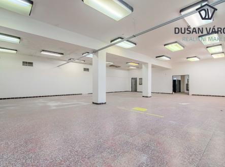 Pronájem - obchodní prostor, 600 m²