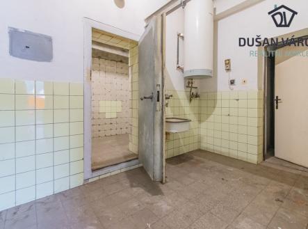 Pronájem - obchodní prostor, 29 m²