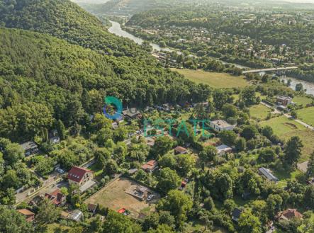 Prodej - pozemek pro bydlení, 1 056 m²
