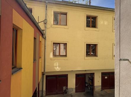 Prodej nájemního domu, 110 m²