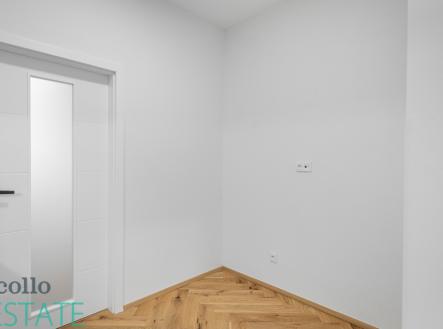 pcva8119-1.jpg