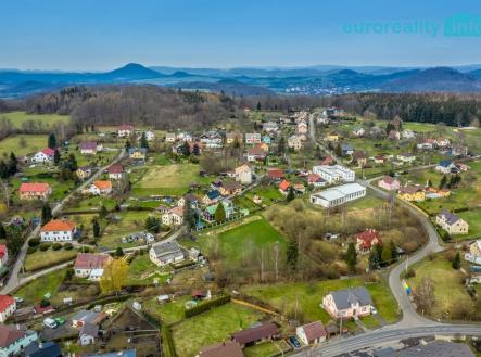 Prodej pozemku pro bydlení, 3 002 m²