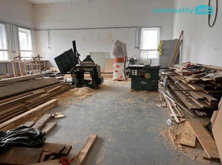 Pronájem jiné, 310 m²