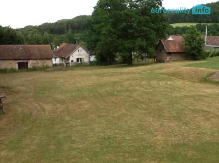 Prodej pozemku pro bydlení, 1 740 m² obrázek