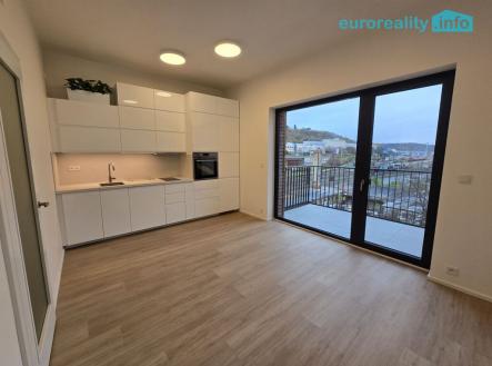 Pronájem bytu, 1+kk, 34 m²