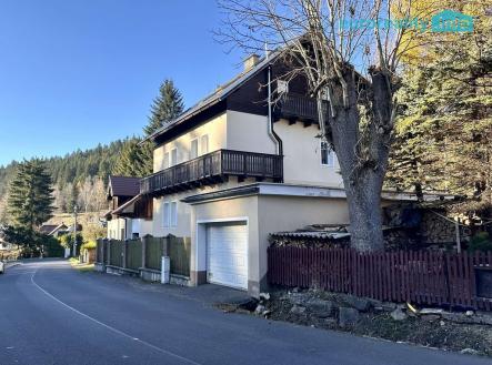 Prodej domu/vily, 300 m² obrázek