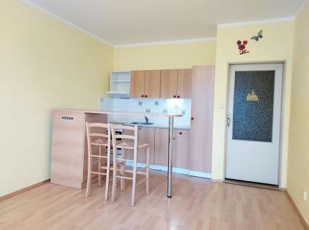 Pronájem bytu, 1+kk, 30 m²