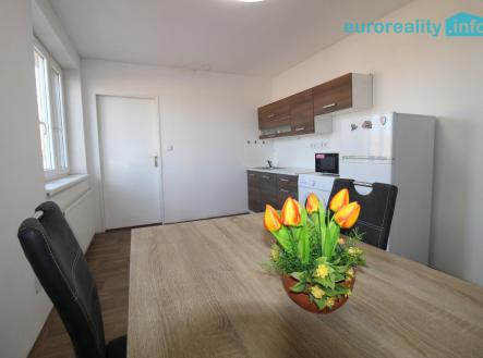 Pronájem bytu, 1+1, 49 m²