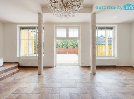 Prodej domu/vily, 420 m²